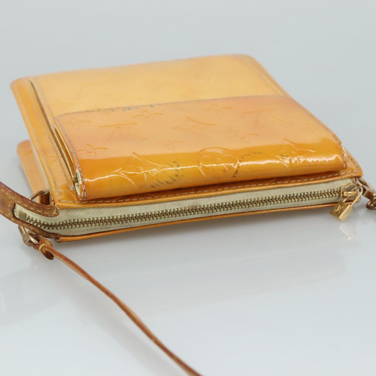 LOUIS VUITTON Monogram Vernis Motto Pouch Lime Yellow M91059 LV 109764