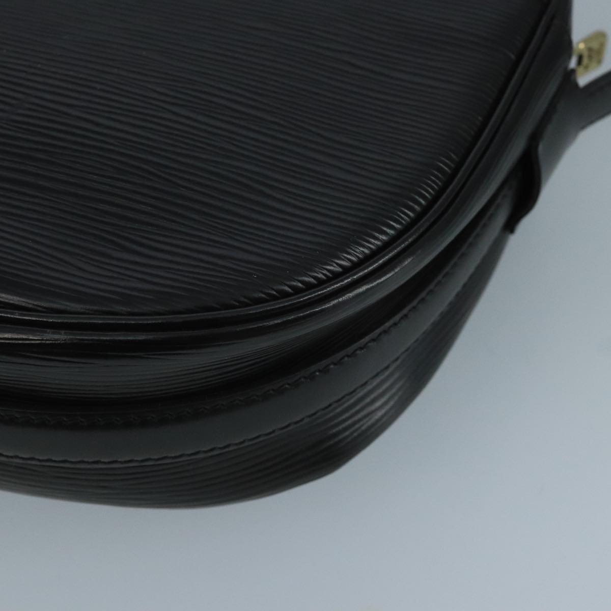 LOUIS VUITTON Epi Jeune Fille MM Shoulder Bag Black M52152 LV 109766