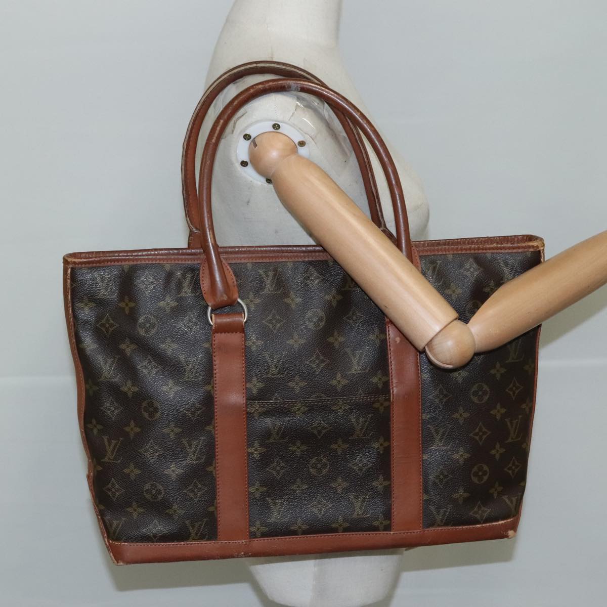 LOUIS VUITTON Monogram Sack Weekend PM Hand Bag M42425 LV 109770