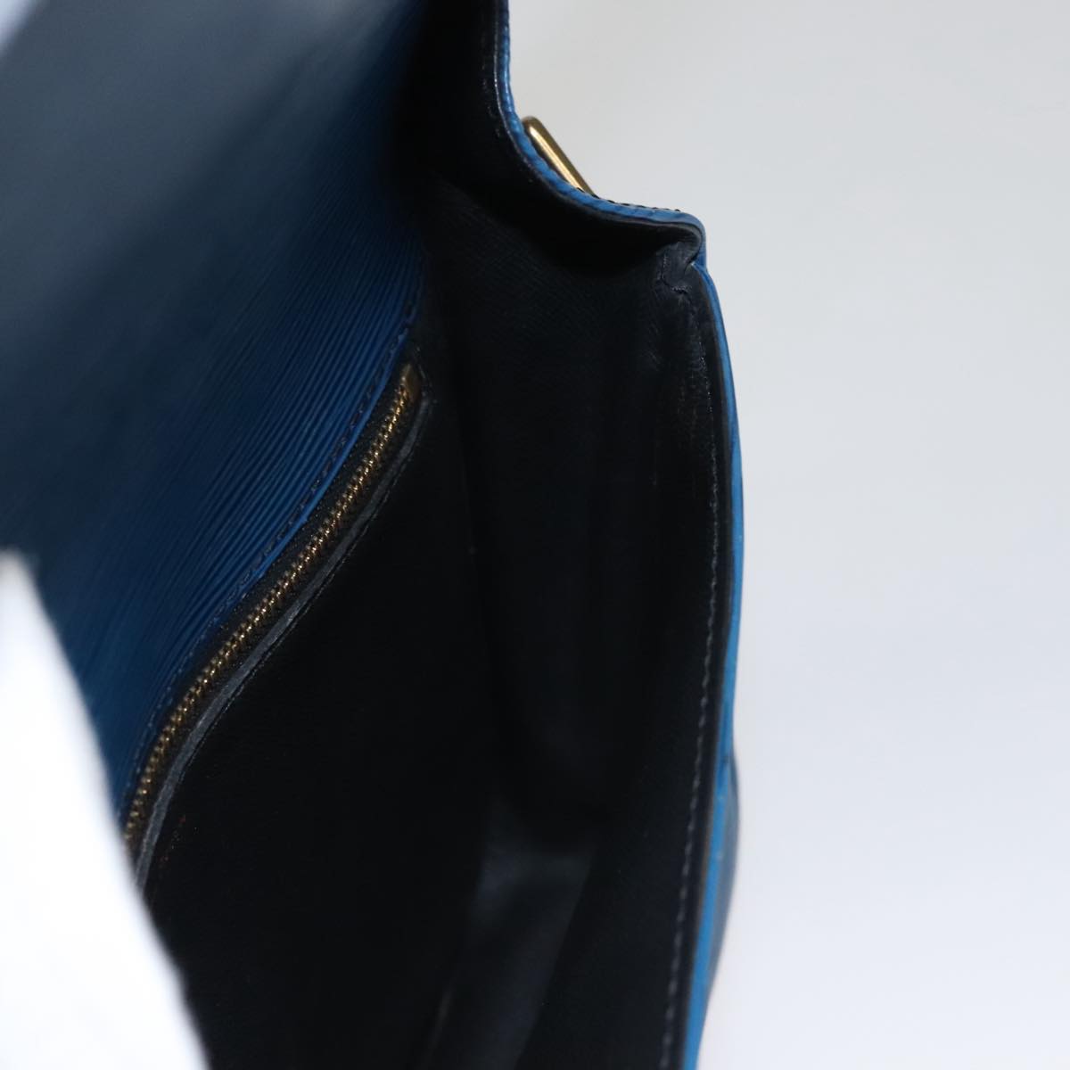 LOUIS VUITTON Epi Saint Cloud GM Shoulder Bag Toledo Blue M52195 LV 109847