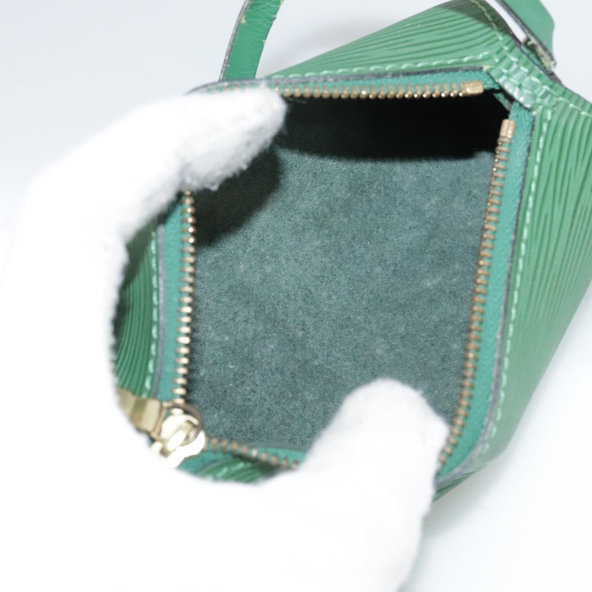 LOUIS VUITTON Epi Soufflot Pouch Green LV 109868