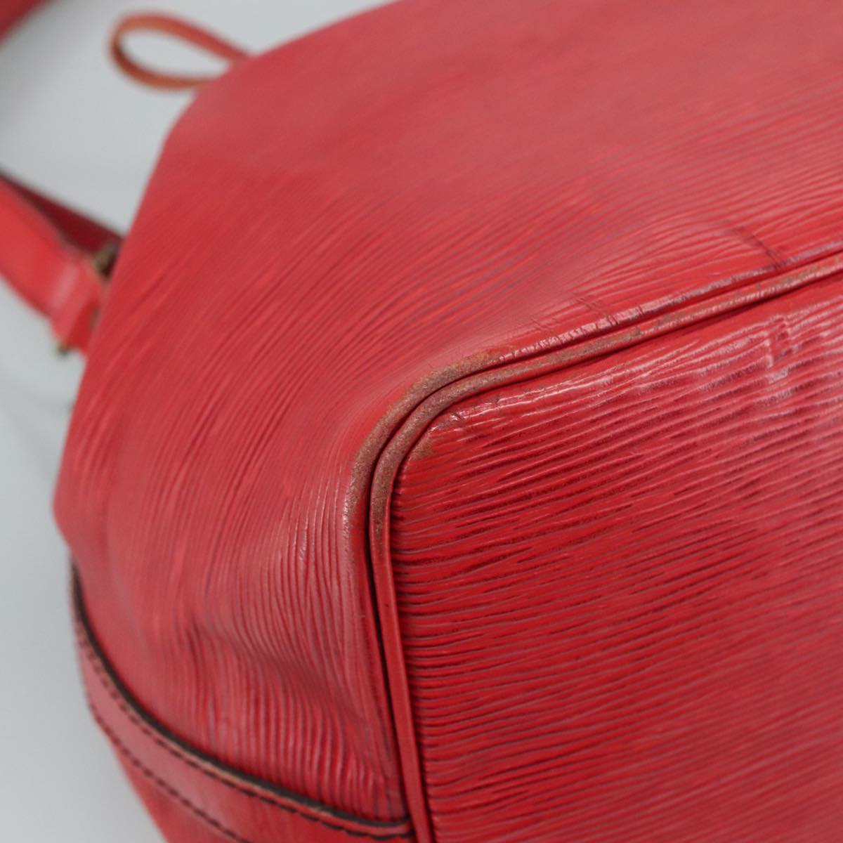 LOUIS VUITTON Epi Petit Noe Shoulder Bag Red M44107 LV 109889