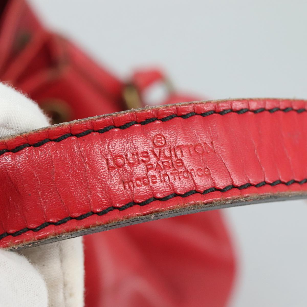 LOUIS VUITTON Epi Petit Noe Shoulder Bag Red M44107 LV 109889