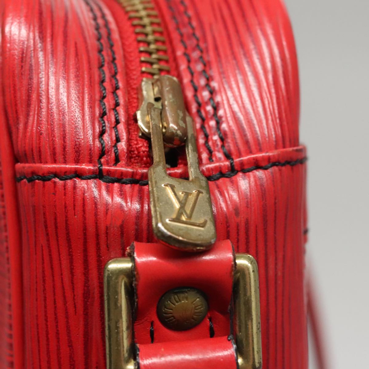 LOUIS VUITTON Epi Trocadero 23 Shoulder Bag Red M52307 LV 109939