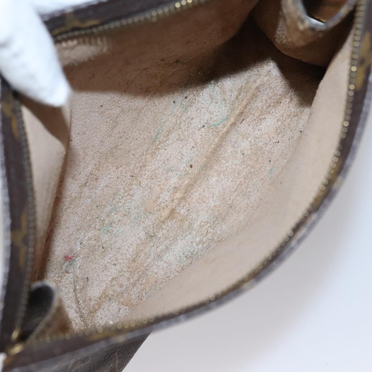 LOUIS VUITTON Monogram Poche Toilette 19 Pouch M47544 LV 109940
