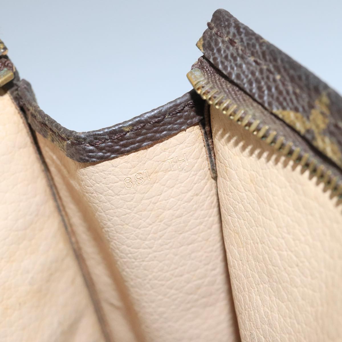 LOUIS VUITTON Monogram Poche Toilette 19 Pouch M47544 LV 109941