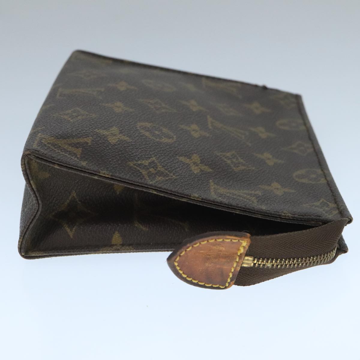 LOUIS VUITTON Monogram Poche Toilette 19 Pouch M47544 LV 109941