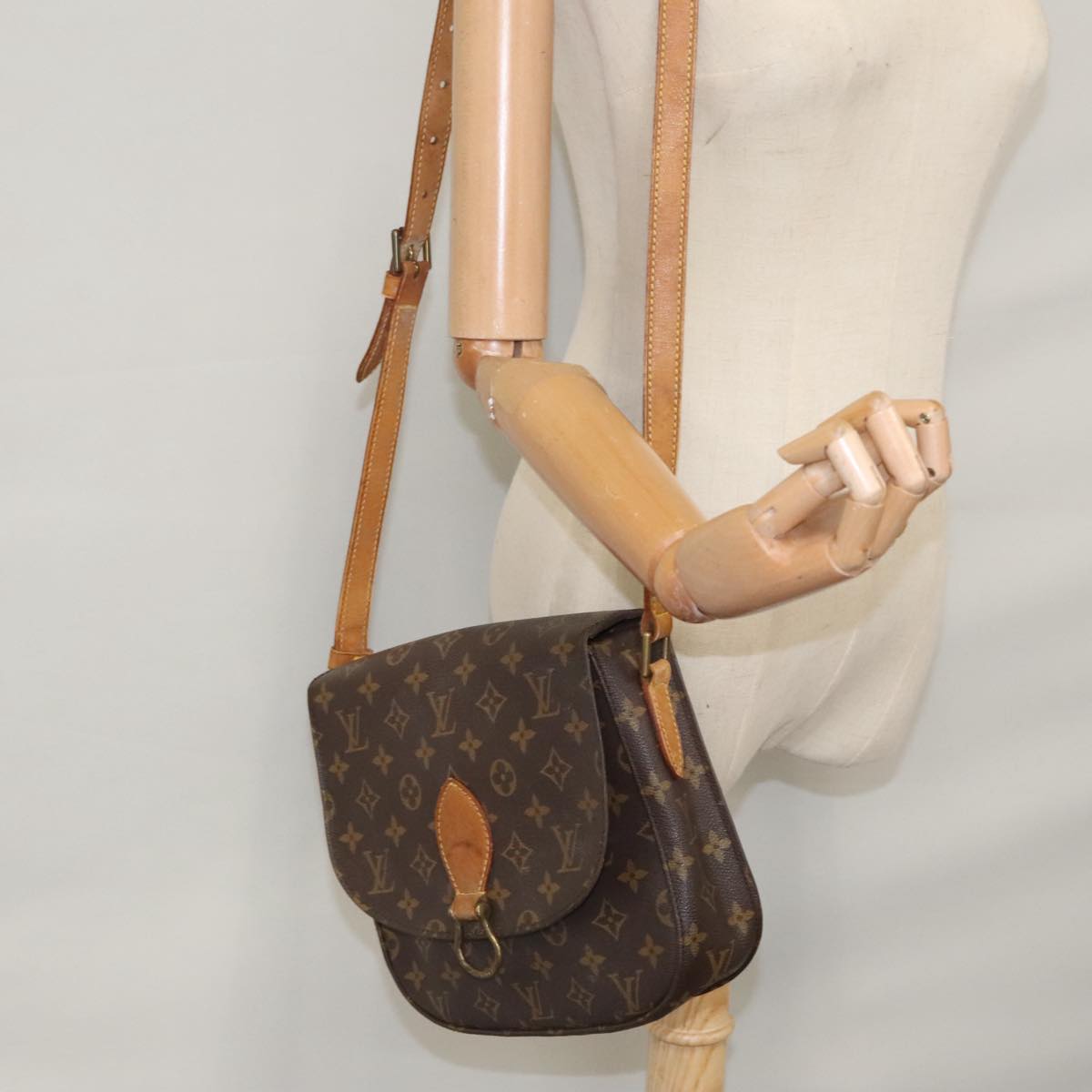 LOUIS VUITTON Monogram Saint Cloud GM Shoulder Bag M51242 LV 109955