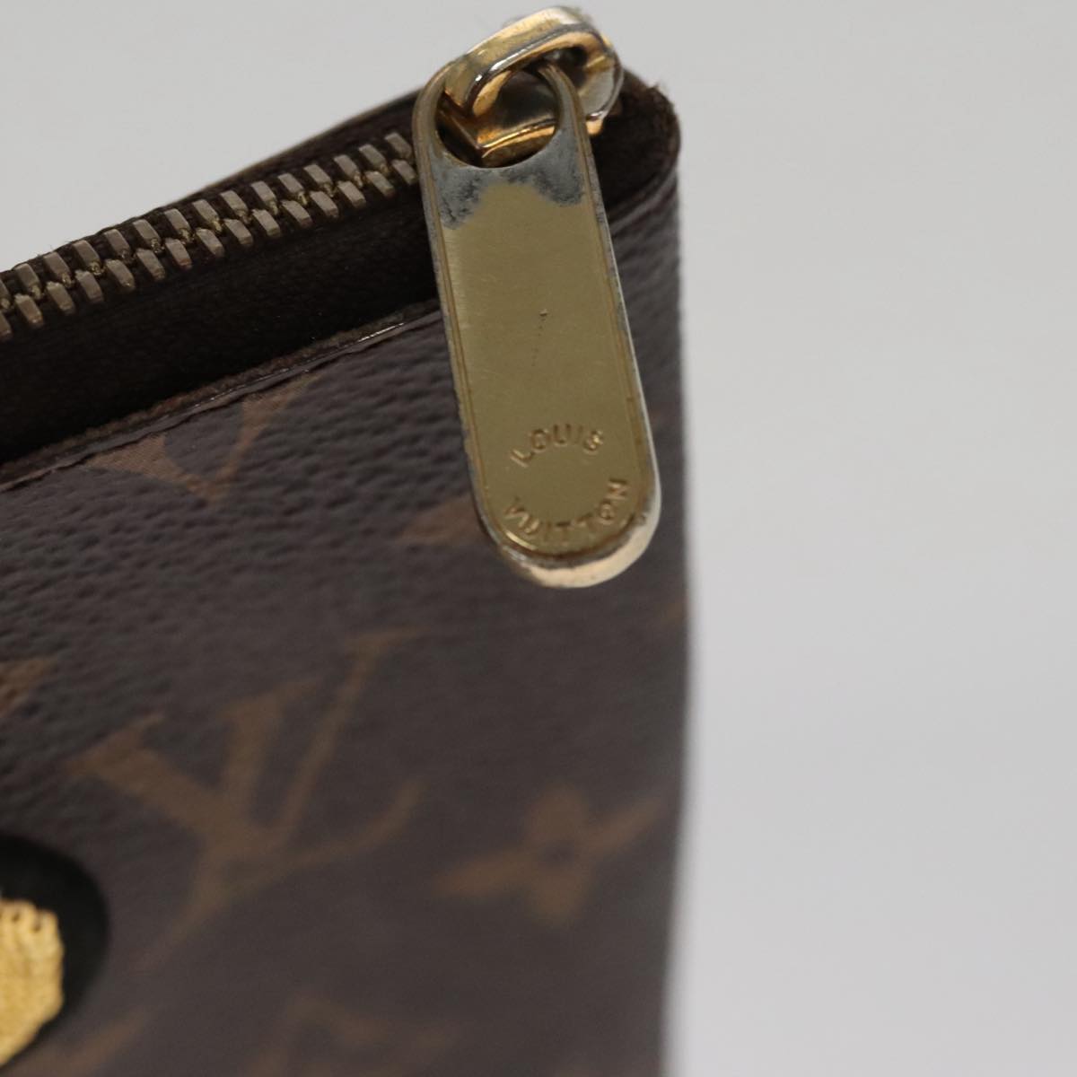 LOUIS VUITTON Monogram City Pouch M63447 LV 109972