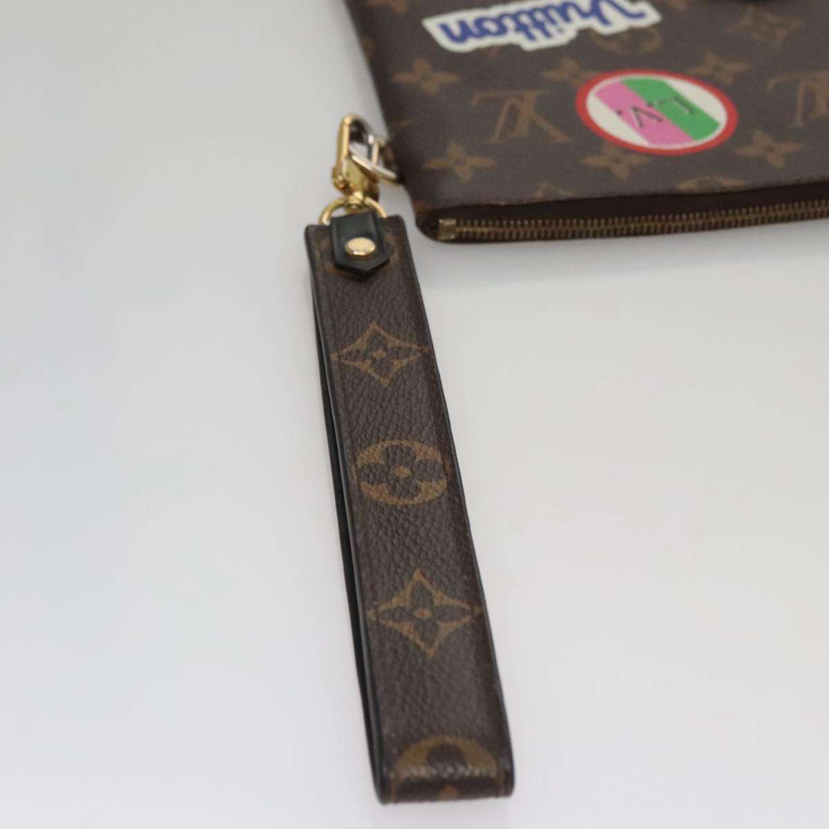 LOUIS VUITTON Monogram City Pouch M63447 LV 109972