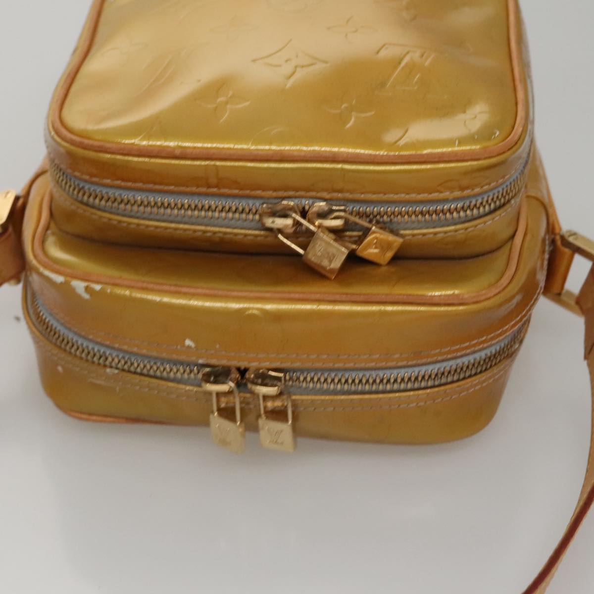 LOUIS VUITTON Monogram Vernis Wooster Shoulder Bag Gris M91036 LV 110001
