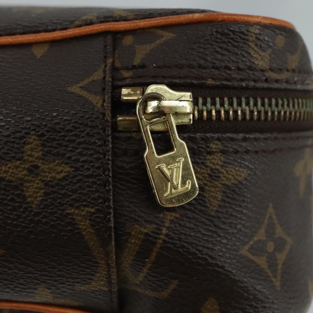 LOUIS VUITTON Monogram Trousse Boite Cosmetic Pouch M47640 LV 110007