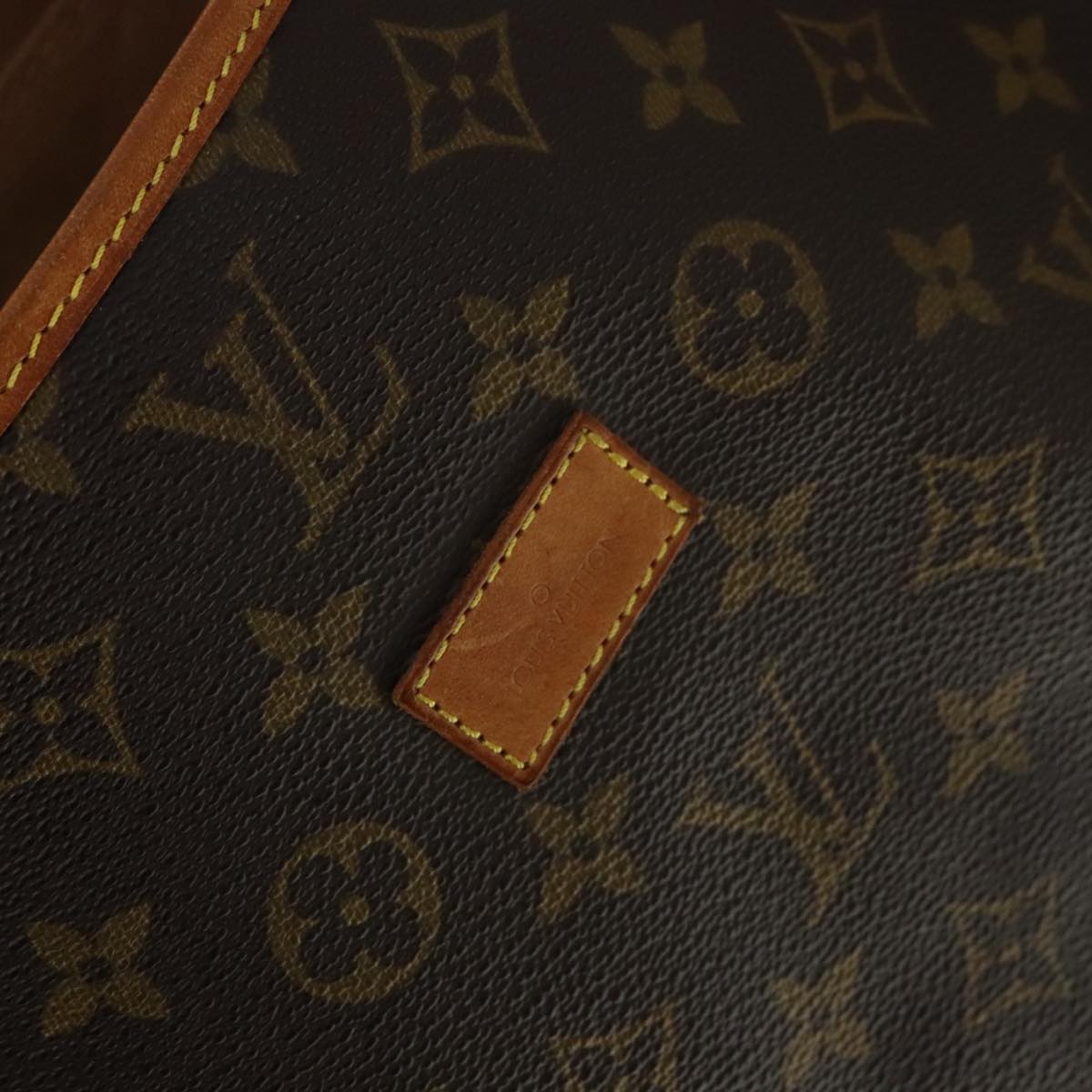 LOUIS VUITTON Monogram Saumur 43 Shoulder Bag M42252 LV 110027