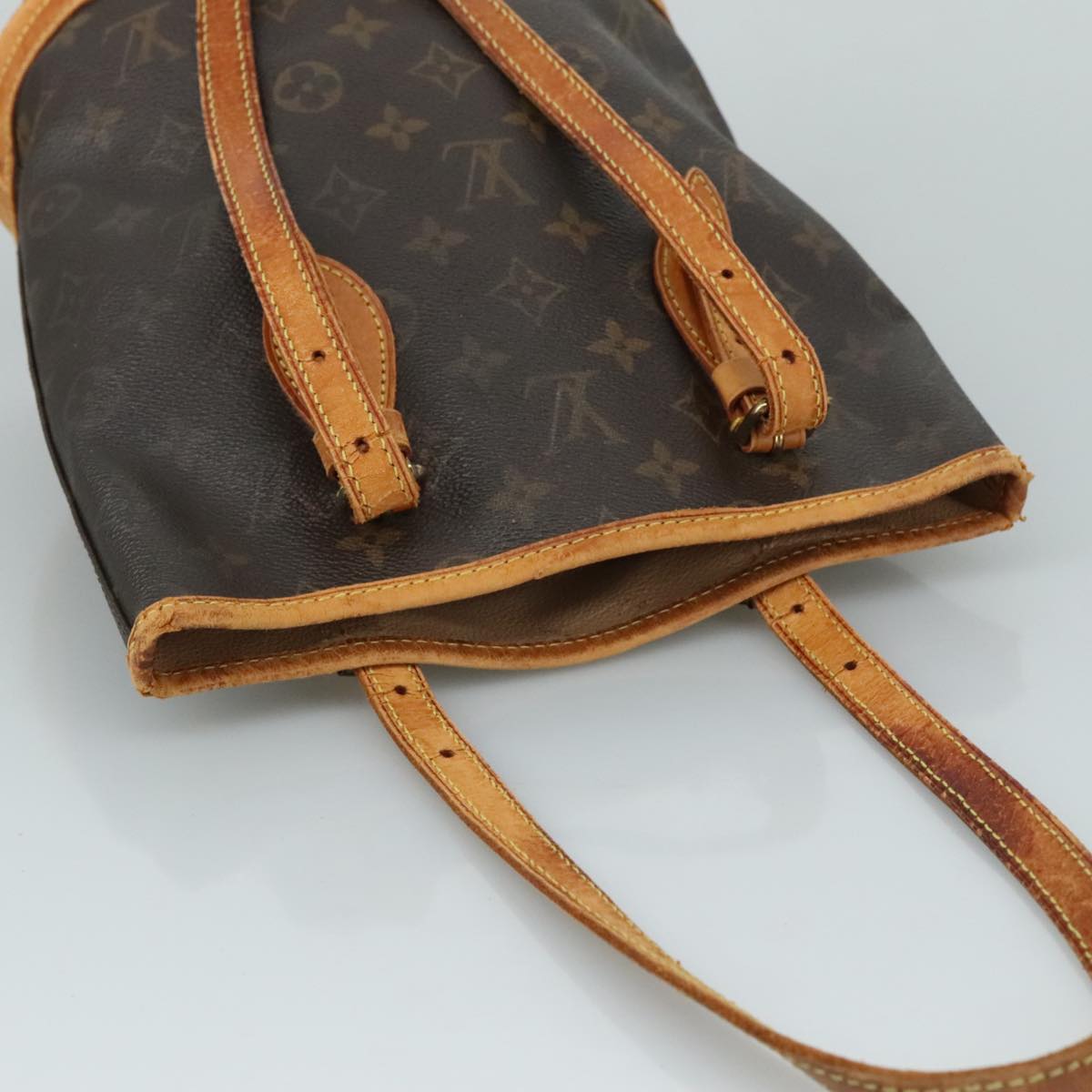 LOUIS VUITTON Monogram Bucket PM Shoulder Bag M42238 LV 110032