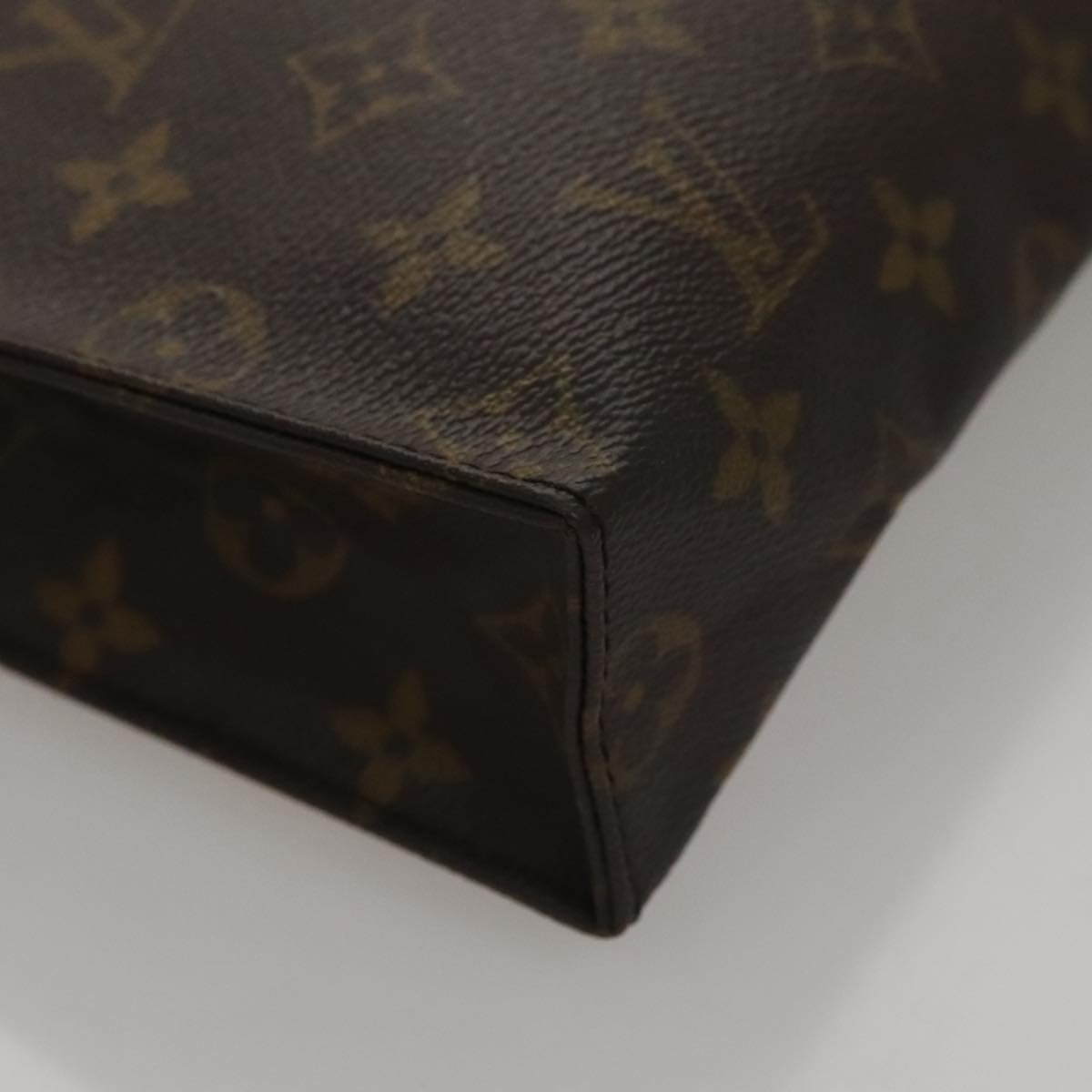 LOUIS VUITTON Monogram Poche Toilette 26 Pouch M47542 LV 110603