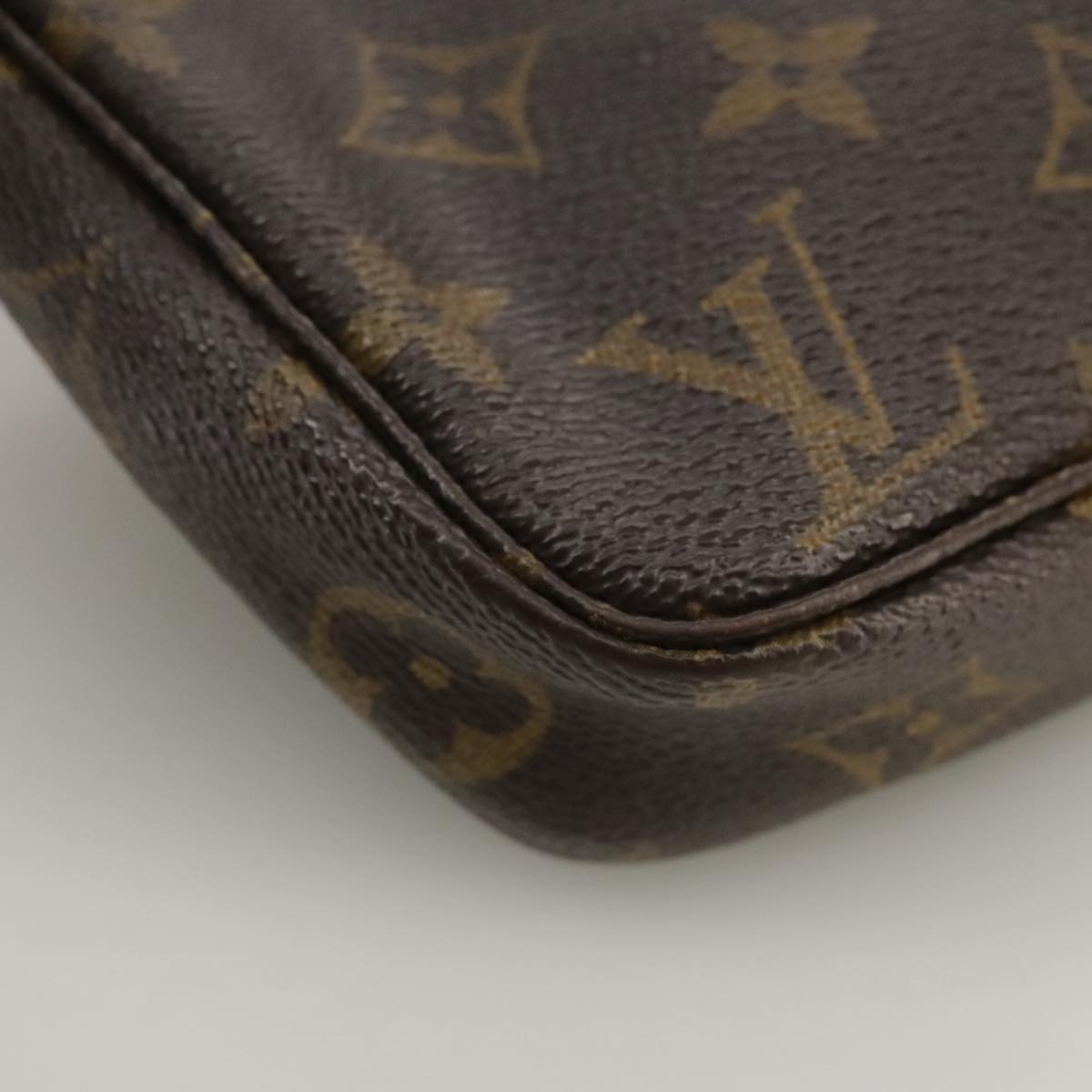 LOUIS VUITTON Monogram Pochette Accessoires Pouch M51980 LV 110611