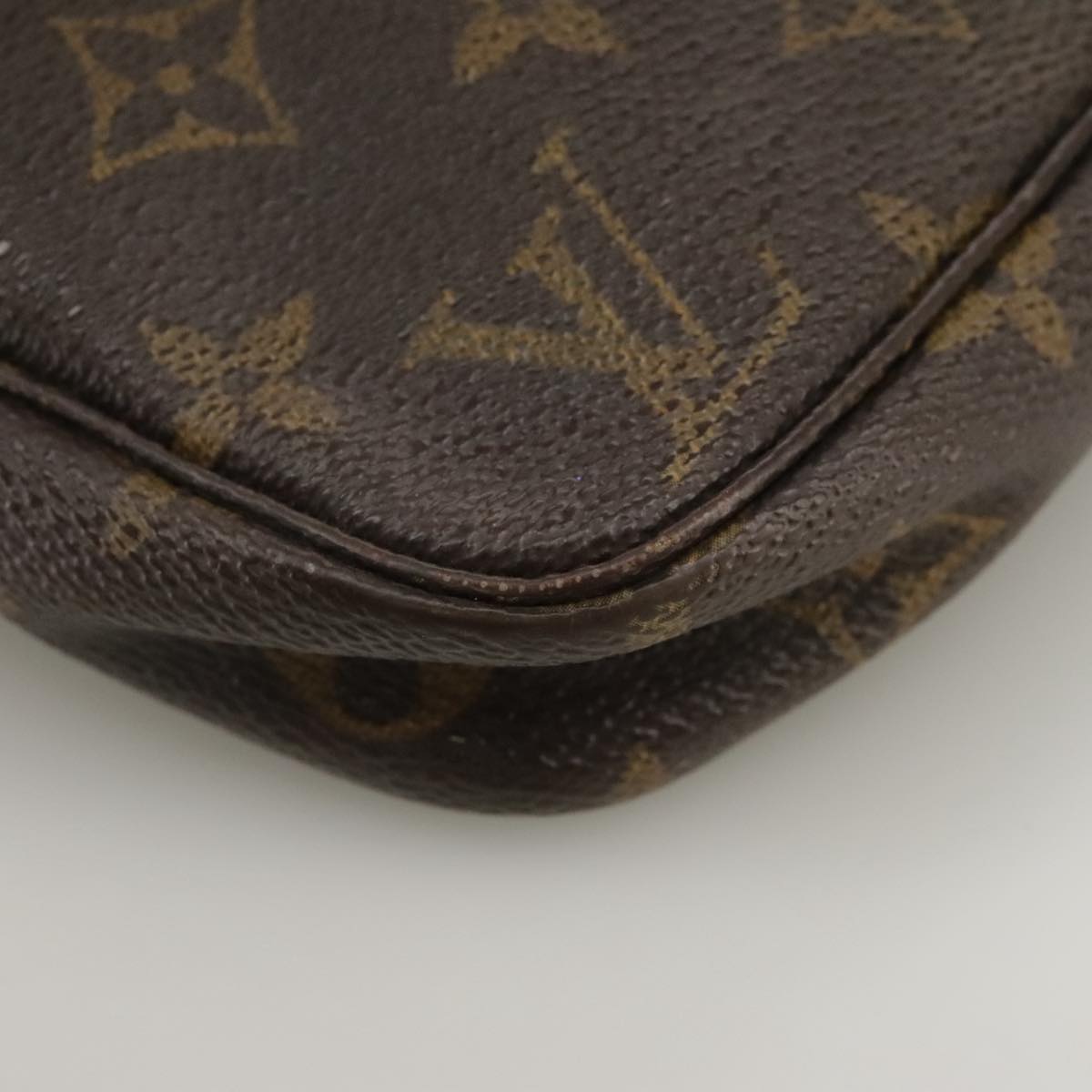 LOUIS VUITTON Monogram Pochette Accessoires Pouch M51980 LV 110611