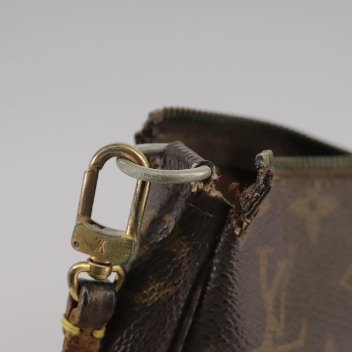 LOUIS VUITTON Monogram Pochette Accessoires Pouch M51980 LV 110611