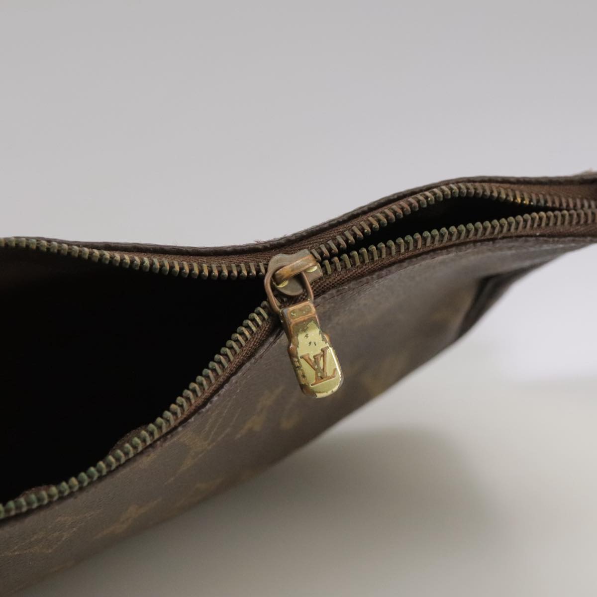 LOUIS VUITTON Monogram Pochette Accessoires Pouch M51980 LV 110611