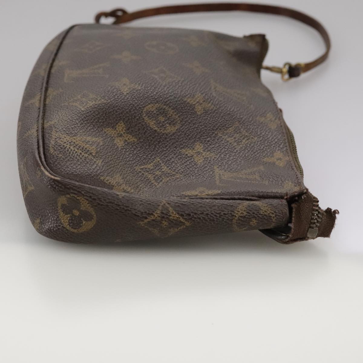 LOUIS VUITTON Monogram Pochette Accessoires Pouch M51980 LV 110611