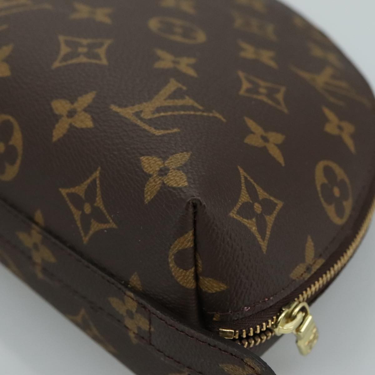 LOUIS VUITTON Monogram Trousse Demi Ronde Cosmetic Pouch M47520 LV 110614
