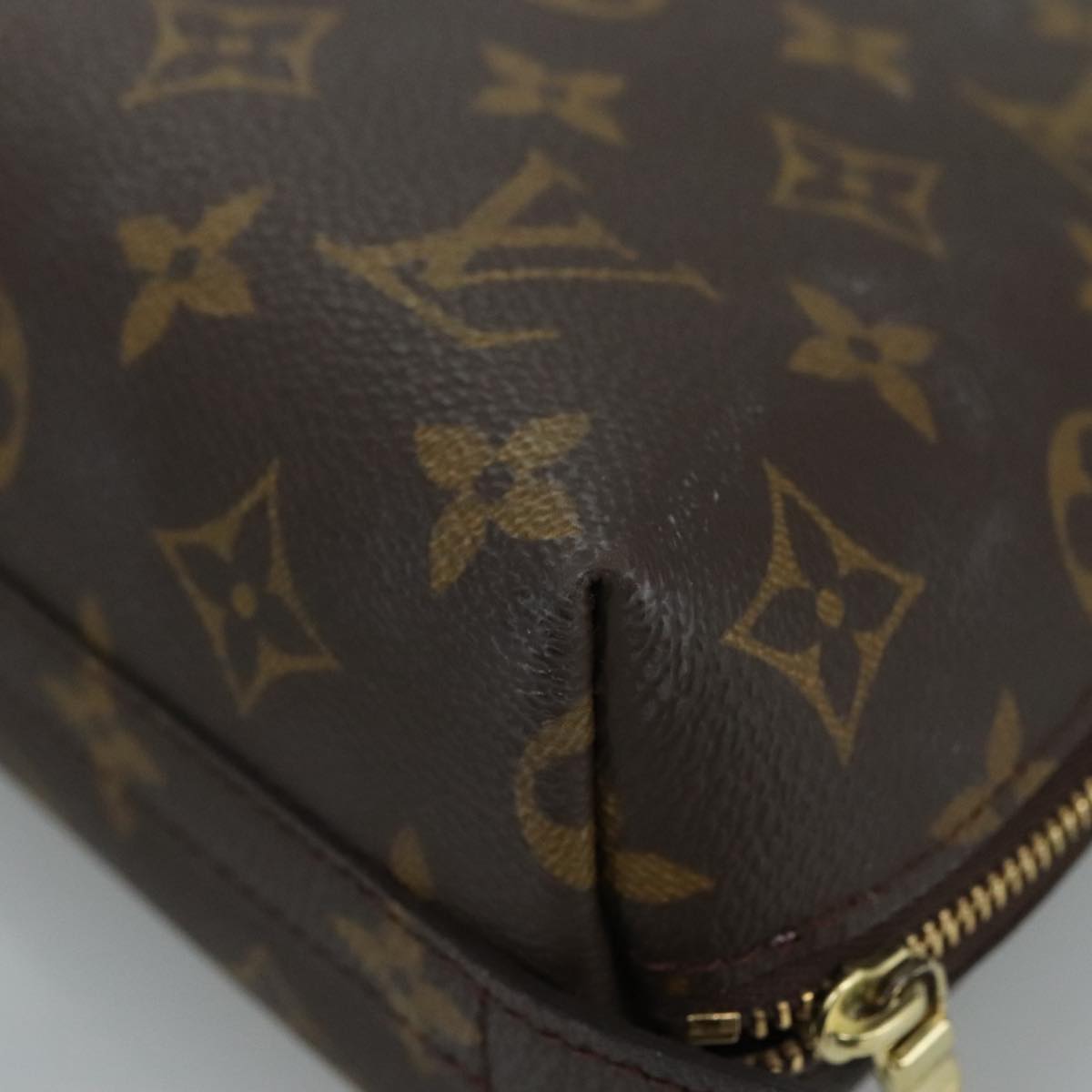 LOUIS VUITTON Monogram Trousse Demi Ronde Cosmetic Pouch M47520 LV 110615