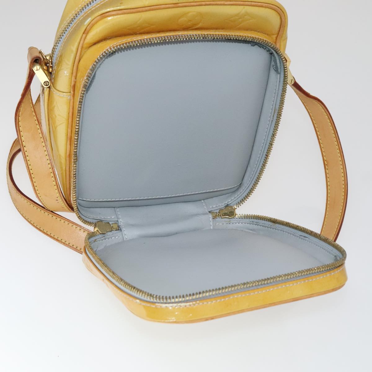 LOUIS VUITTON Monogram Vernis Wooster Shoulder Bag Gris M91036 LV 110626