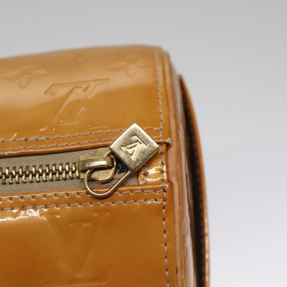 LOUIS VUITTON Monogram Vernis Bedford Hand Bag Beige M91006 LV 110631