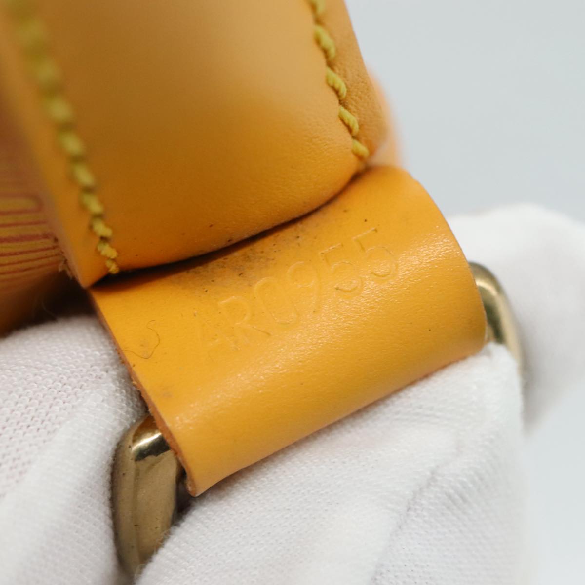 LOUIS VUITTON Epi Petit Noe Shoulder Bag Yellow M44102 LV 110651