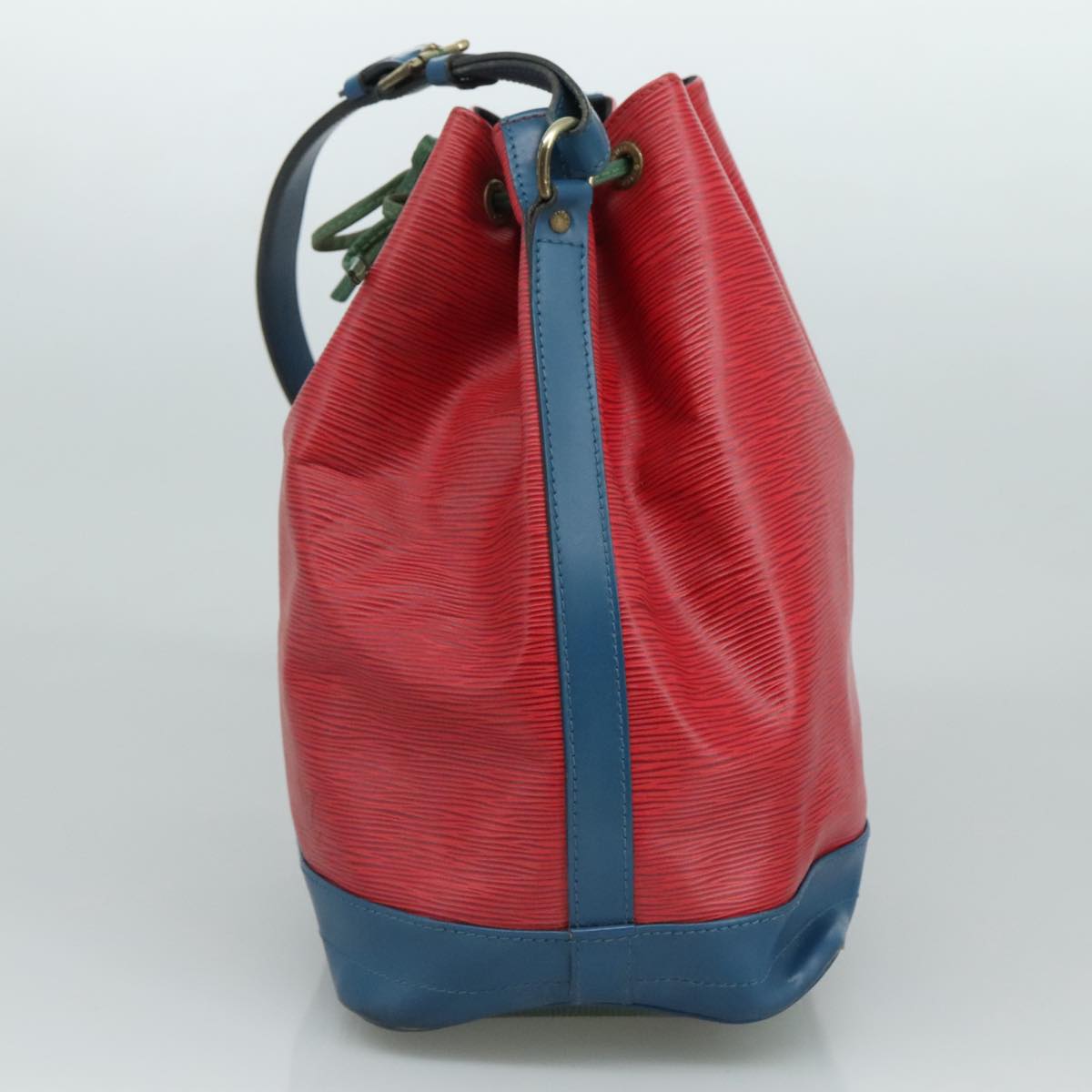 LOUIS VUITTON Epi Noe Shoulder Bag Bicolor Red Blue M44084 LV 110652
