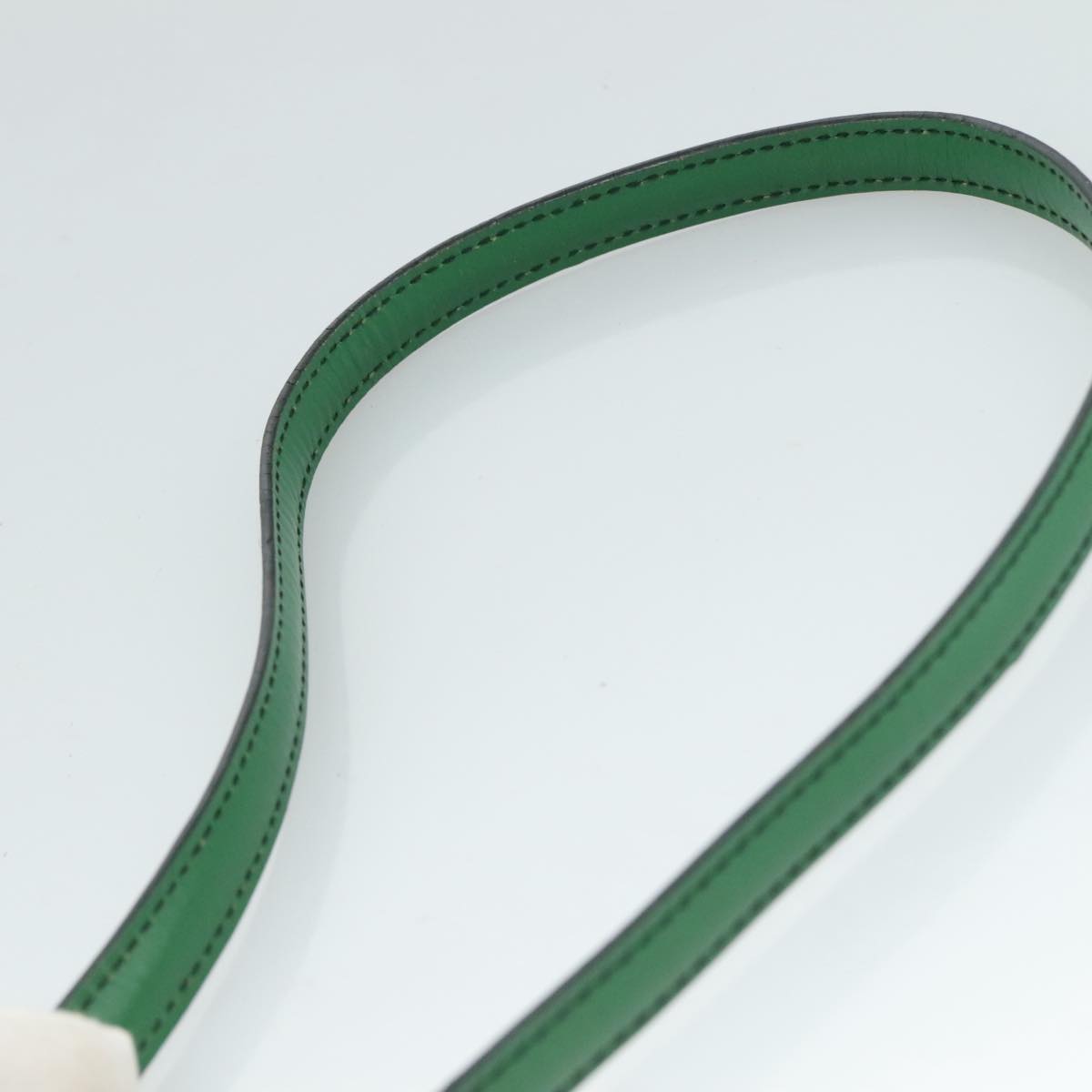 LOUIS VUITTON Epi Pochette Arche Shoulder Bag Green M52574 LV 110655