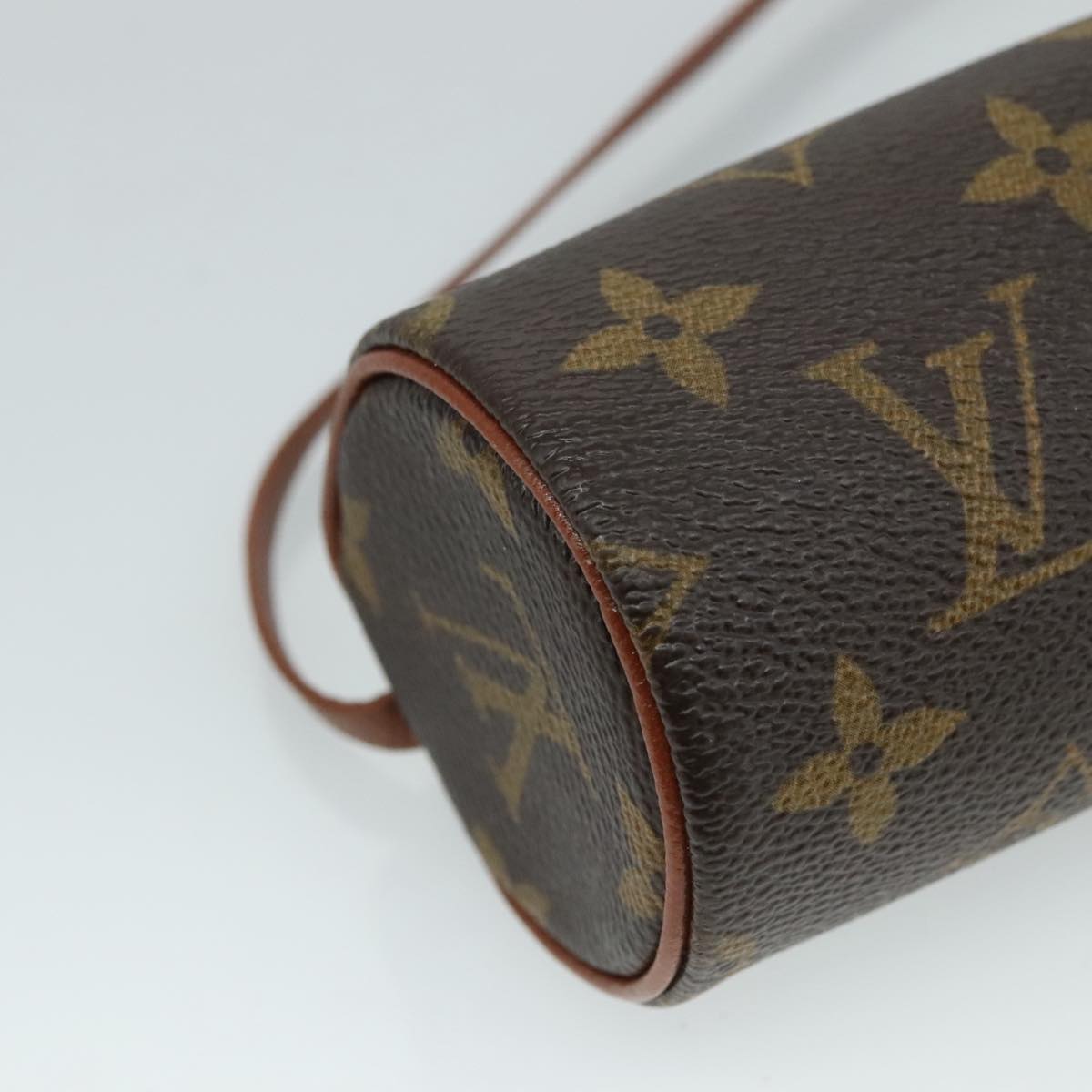 LOUIS VUITTON Monogram Papillon Pouch LV 111000
