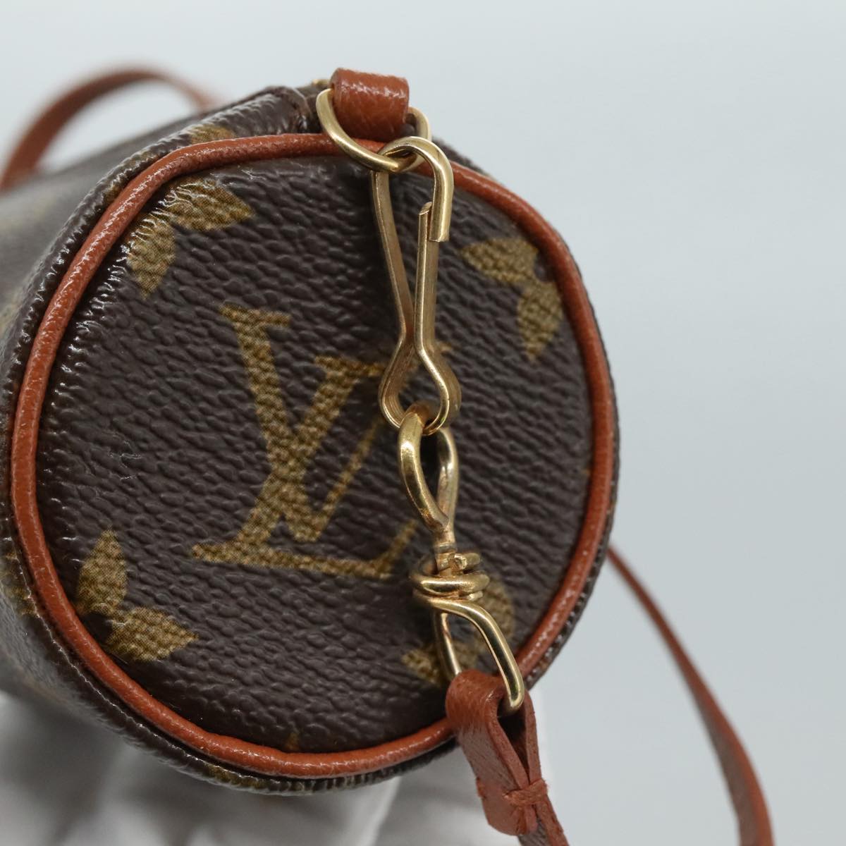 LOUIS VUITTON Monogram Papillon Pouch LV 111000