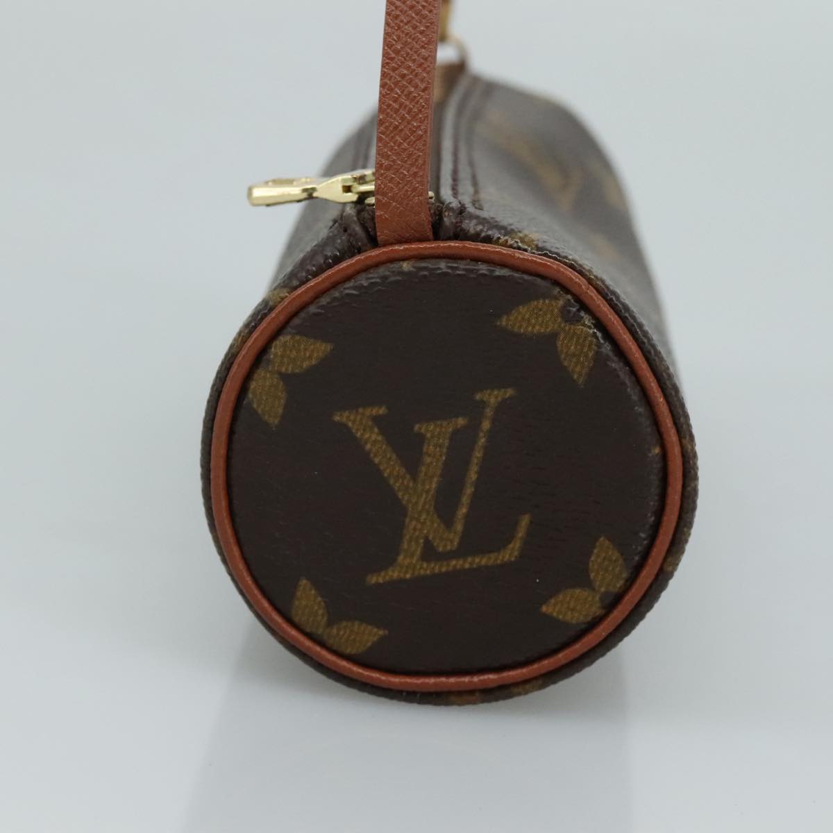 LOUIS VUITTON Monogram Papillon Pouch LV 111000