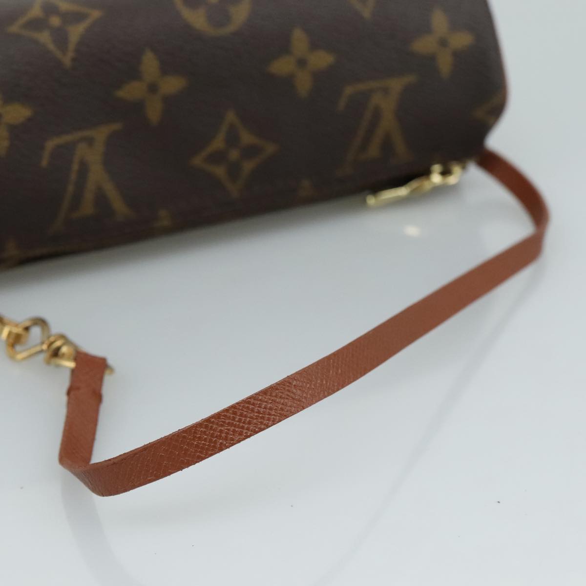 LOUIS VUITTON Monogram Papillon Pouch LV 111000