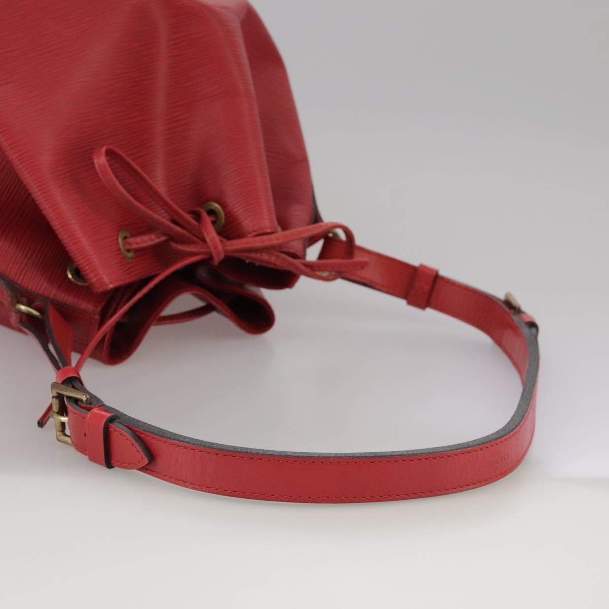 LOUIS VUITTON Epi Petit Noe Shoulder Bag Red M44107 LV 111002