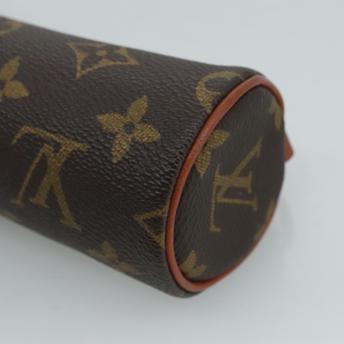 LOUIS VUITTON Monogram Papillon Pouch LV 111015
