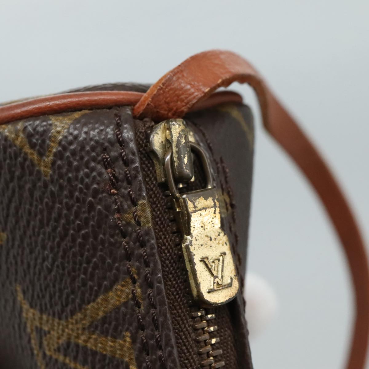 LOUIS VUITTON Monogram Papillon Pouch LV 111015