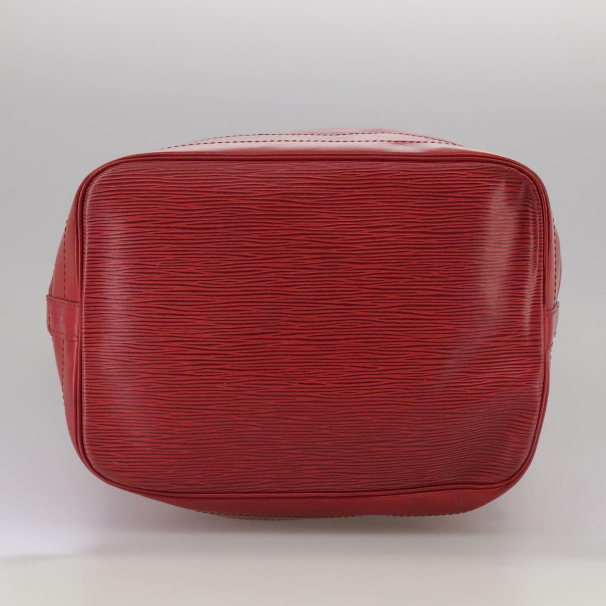 LOUIS VUITTON Epi Noe Shoulder Bag Red M44007 LV 111052