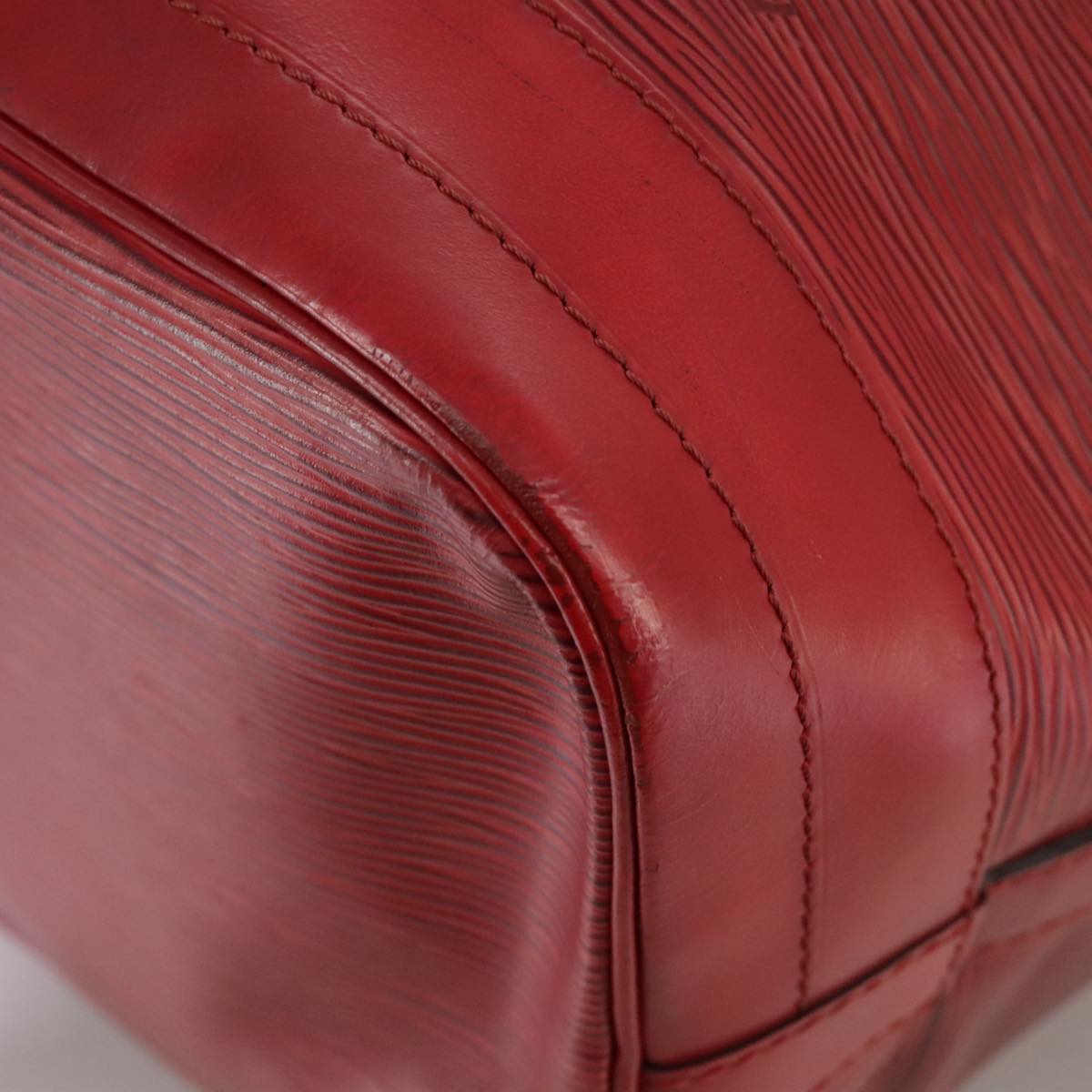 LOUIS VUITTON Epi Noe Shoulder Bag Red M44007 LV 111052