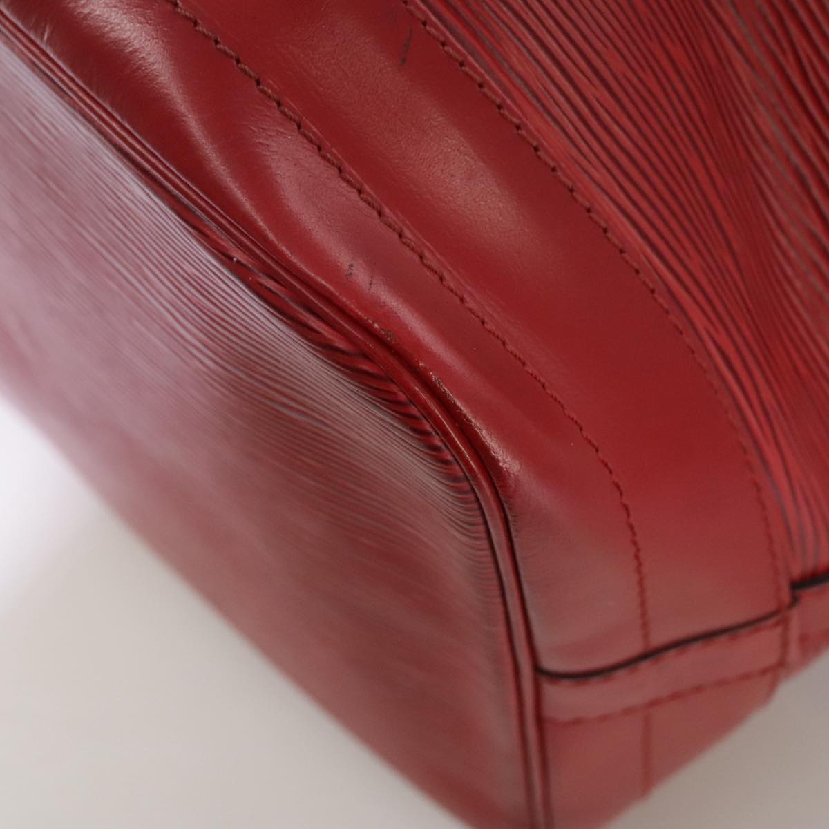 LOUIS VUITTON Epi Noe Shoulder Bag Red M44007 LV 111052