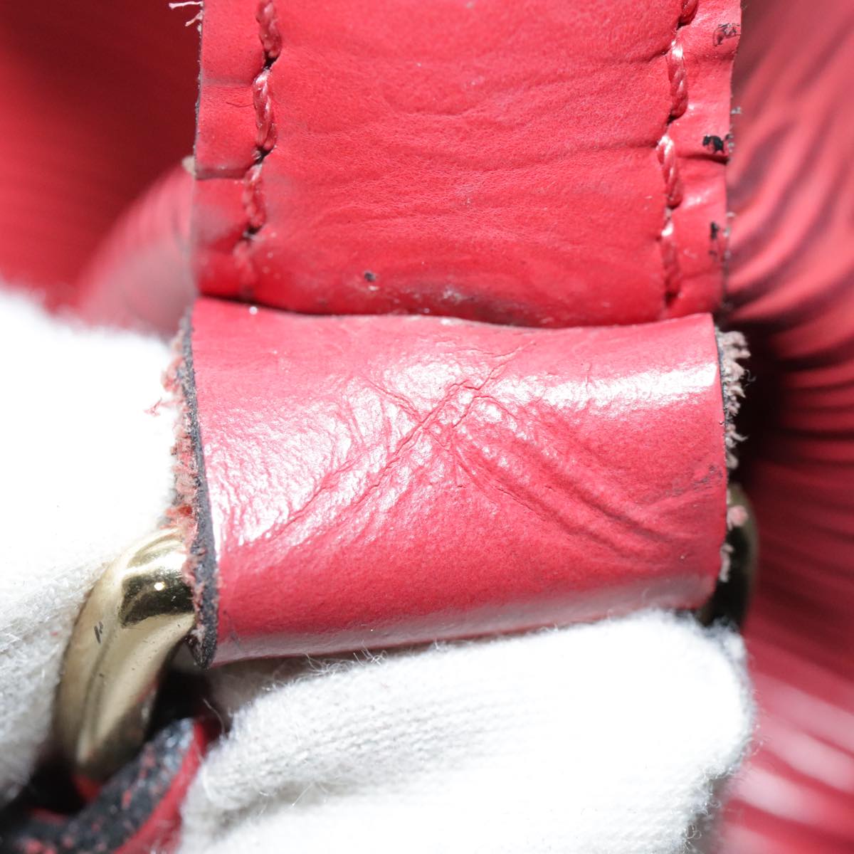 LOUIS VUITTON Epi Noe Shoulder Bag Red M44007 LV 111052