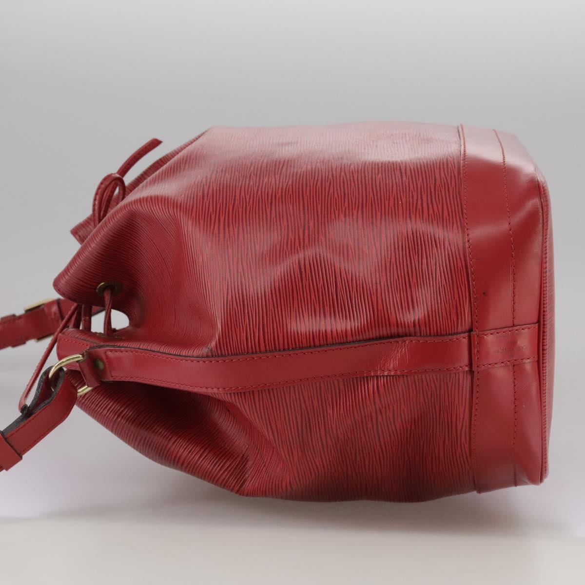 LOUIS VUITTON Epi Noe Shoulder Bag Red M44007 LV 111052