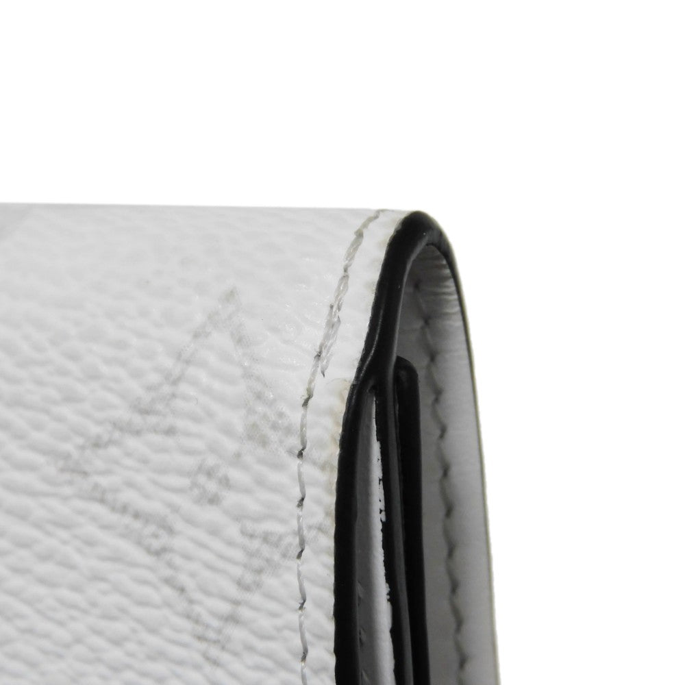 Louis Vuitton Discovery Compact Wallet M67621