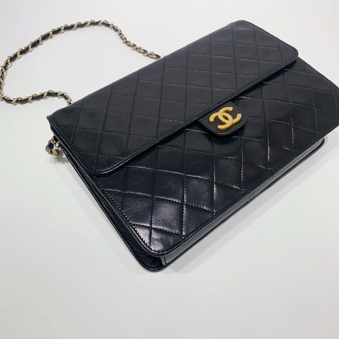 No.001603-Chanel Vintage Lambskin Flap Bag