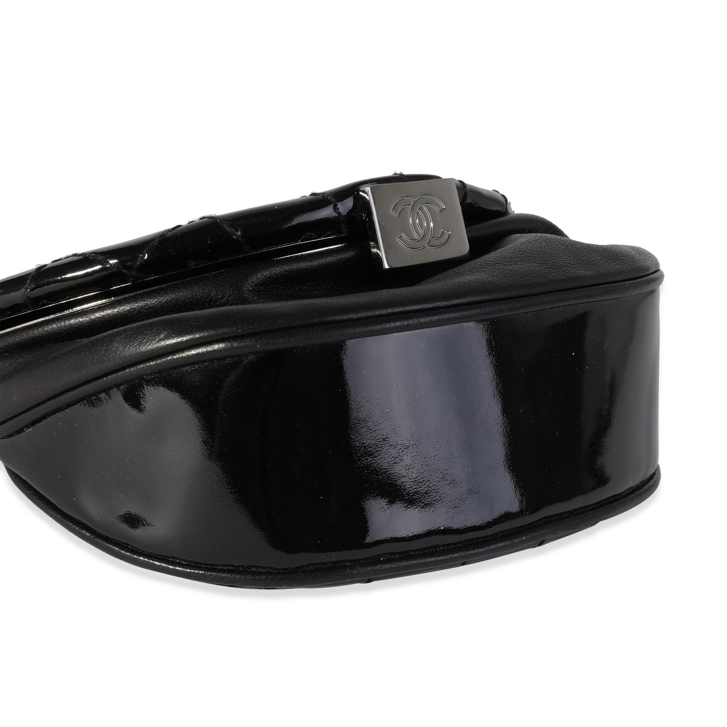 CHANEL Black Patent Leather Chocolate Bar Wristlet