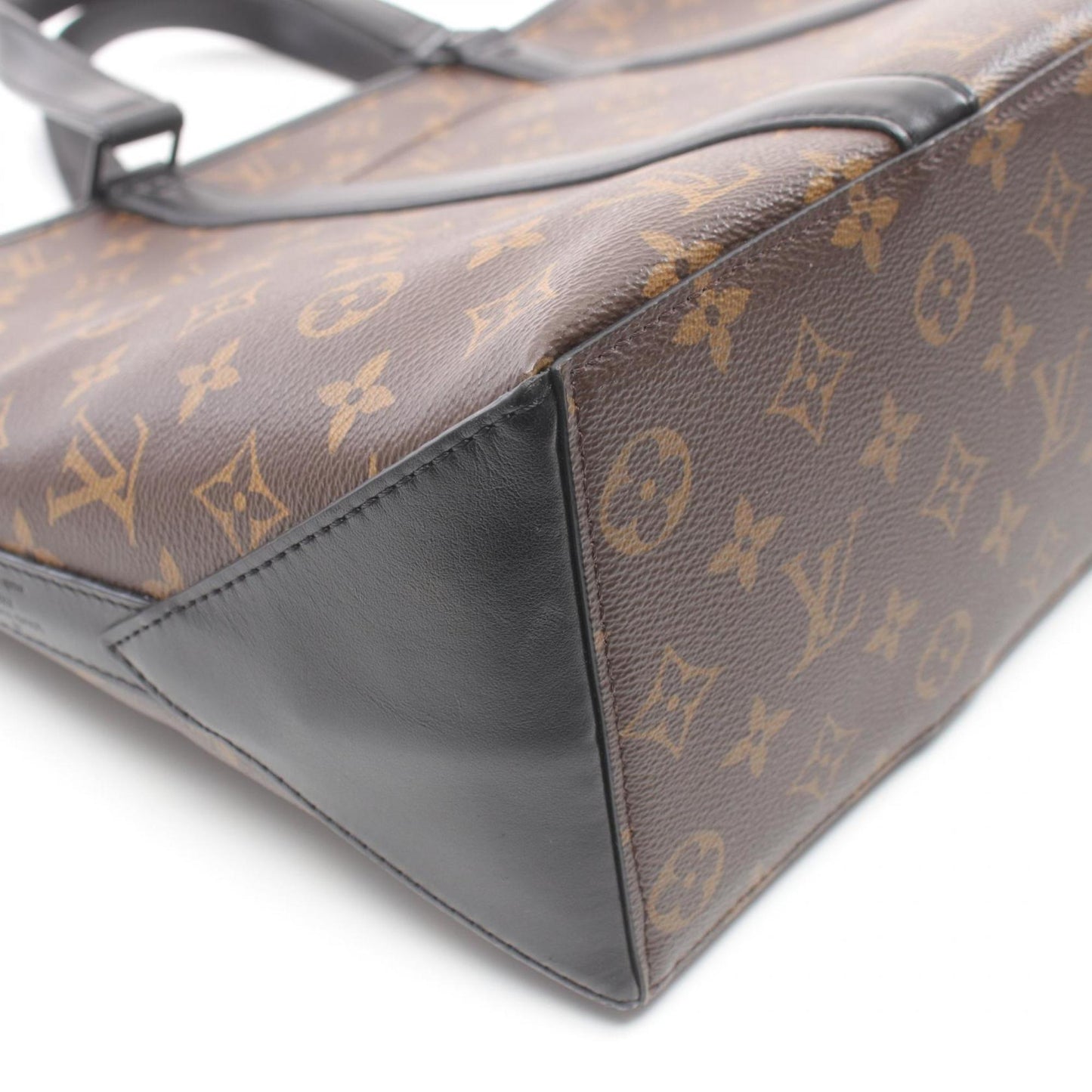 Louis Vuitton Weekend PM