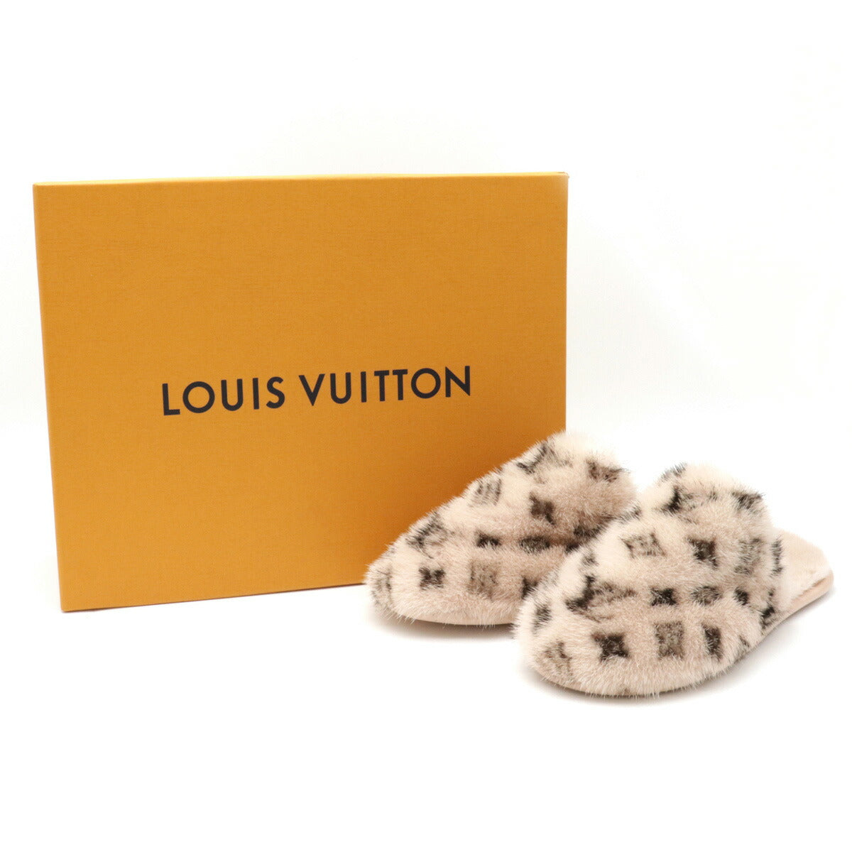Louis Vuitton Mink Fur Slippers 1A5U3W