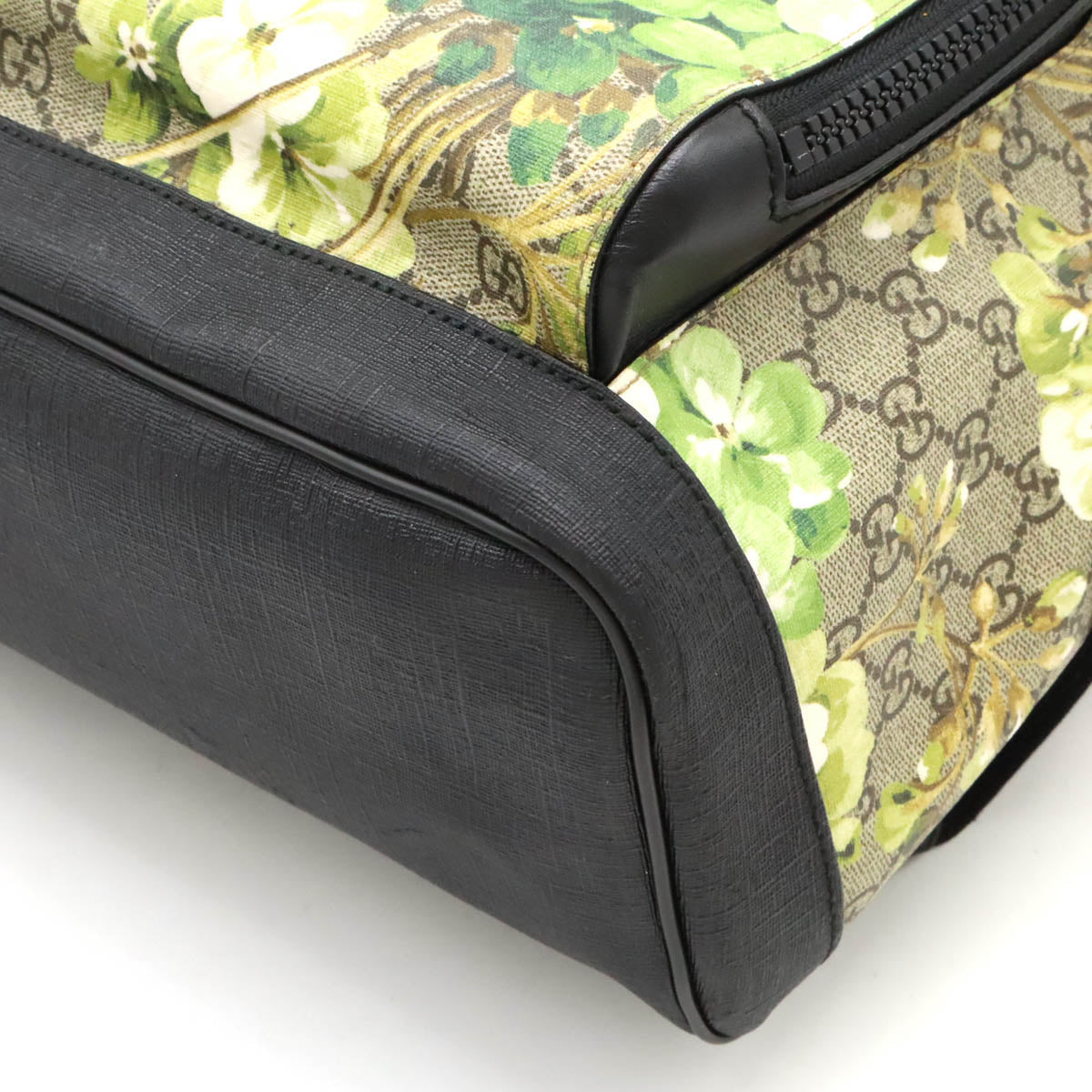Luxury Gucci Trending 2025 GG Blooms Supreme Backpack PVC Leather