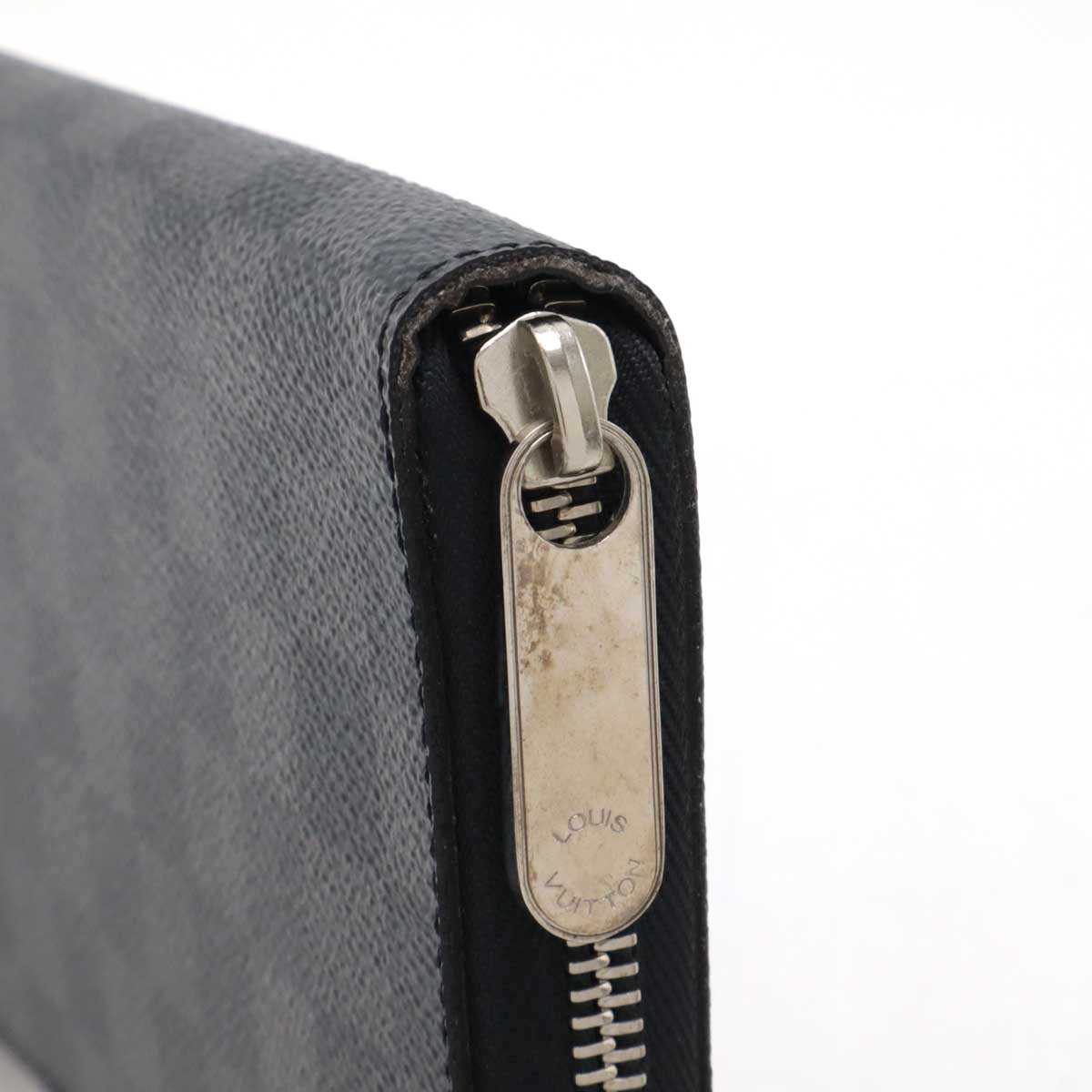 Louis Vuitton Damier Graphite Zippy Organizer Wallet N63077